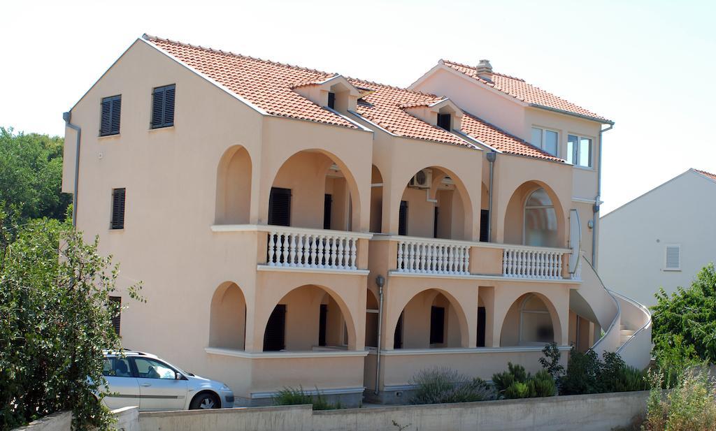 Apartments Mediterranean Sundance Vodice Luaran gambar