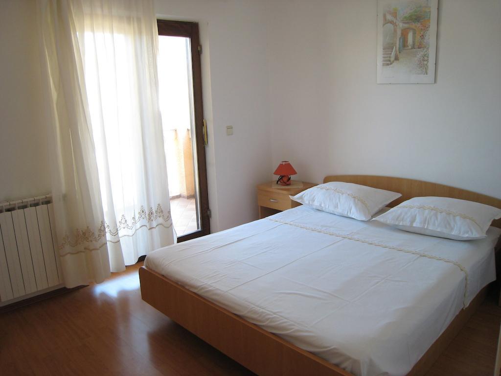 Apartments Mediterranean Sundance Vodice Bilik gambar